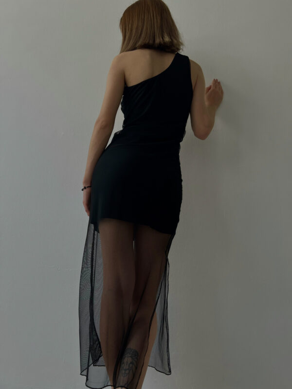 ASYMMETRIC BLACK DRESS