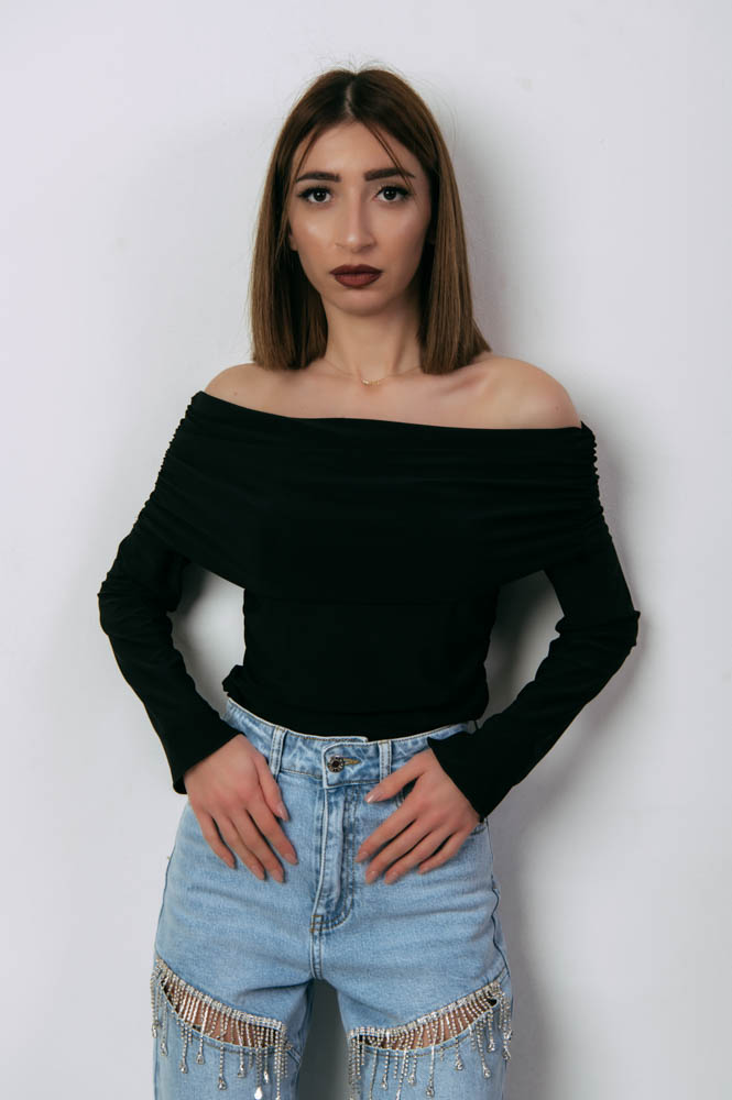 celeste-mavri-mplouza